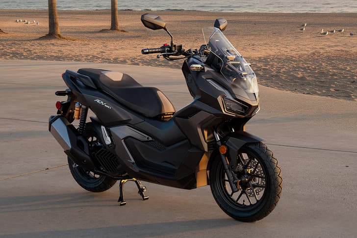 Honda ADV160 photo