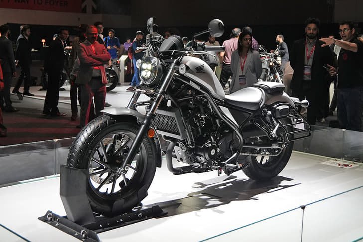 Honda Rebel 300 photo