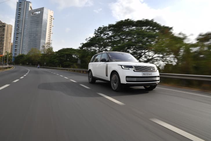 Land Rover Range Rover photo