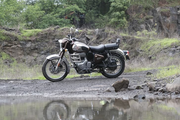Royal Enfield Classic 350 photo