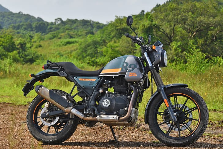 Royal Enfield Scram 440 photo