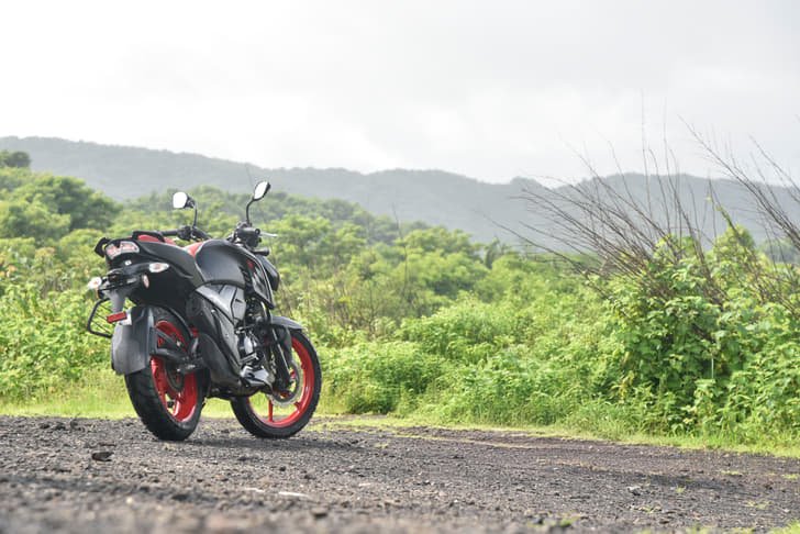 Tvs Apache RTR 160 4V photo
