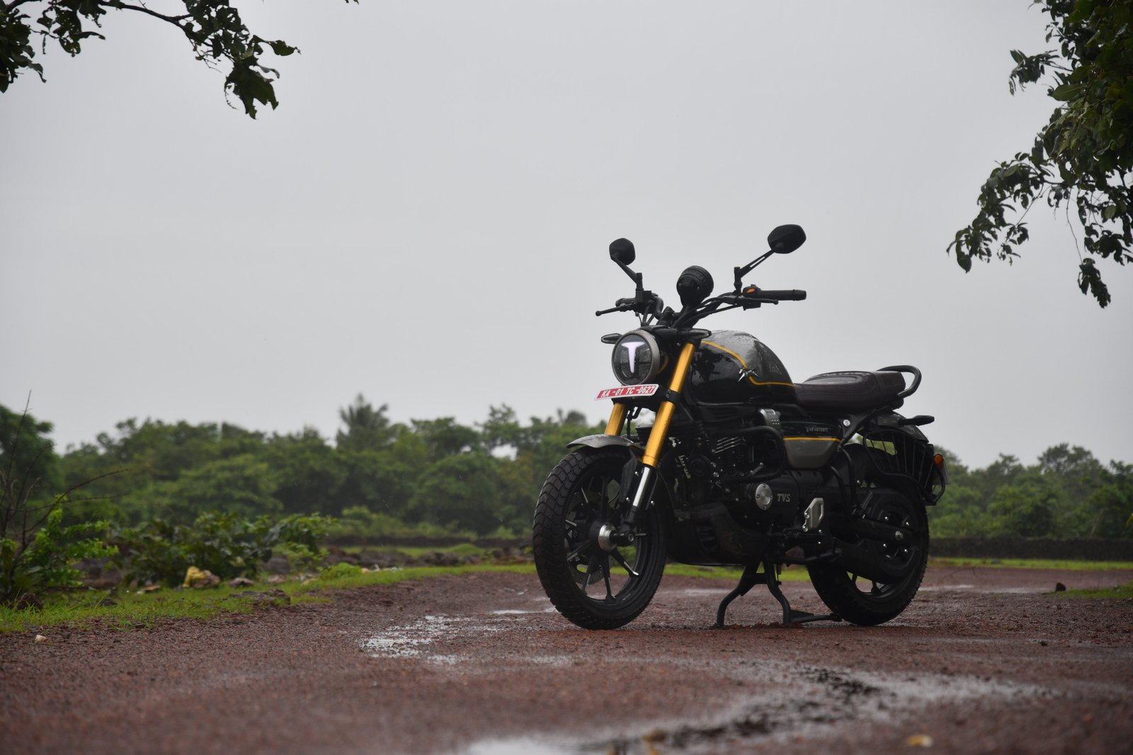 Tvs Ronin