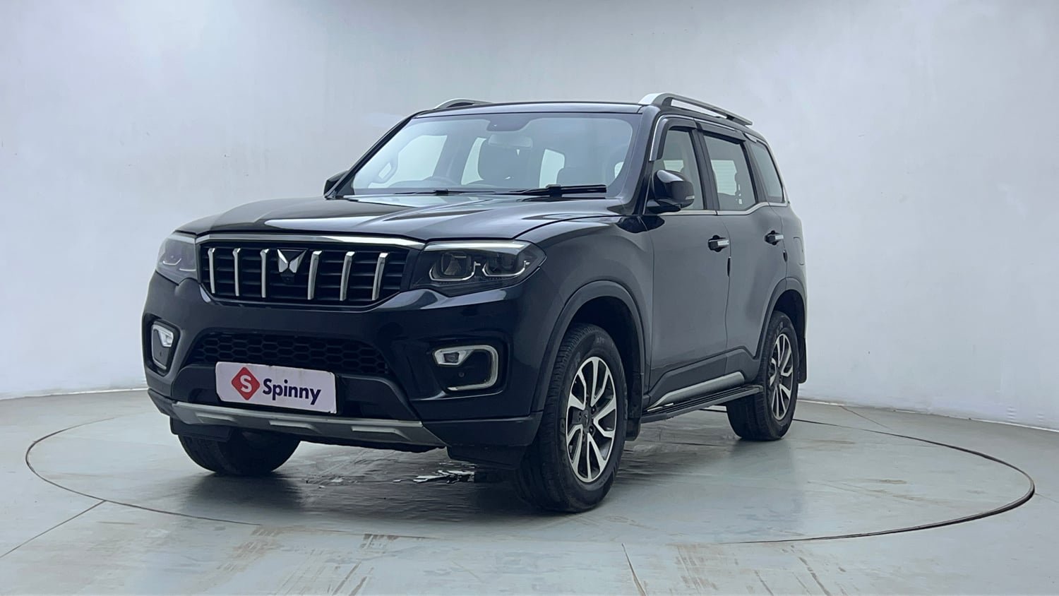 2022 Mahindra Scorpio N Z8 L