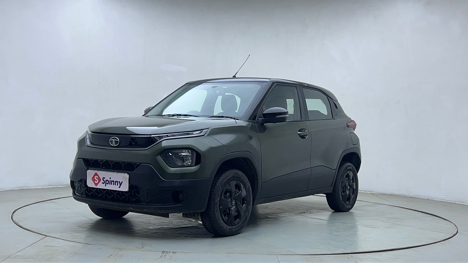 2023 Tata Punch Camo Adventure AMT